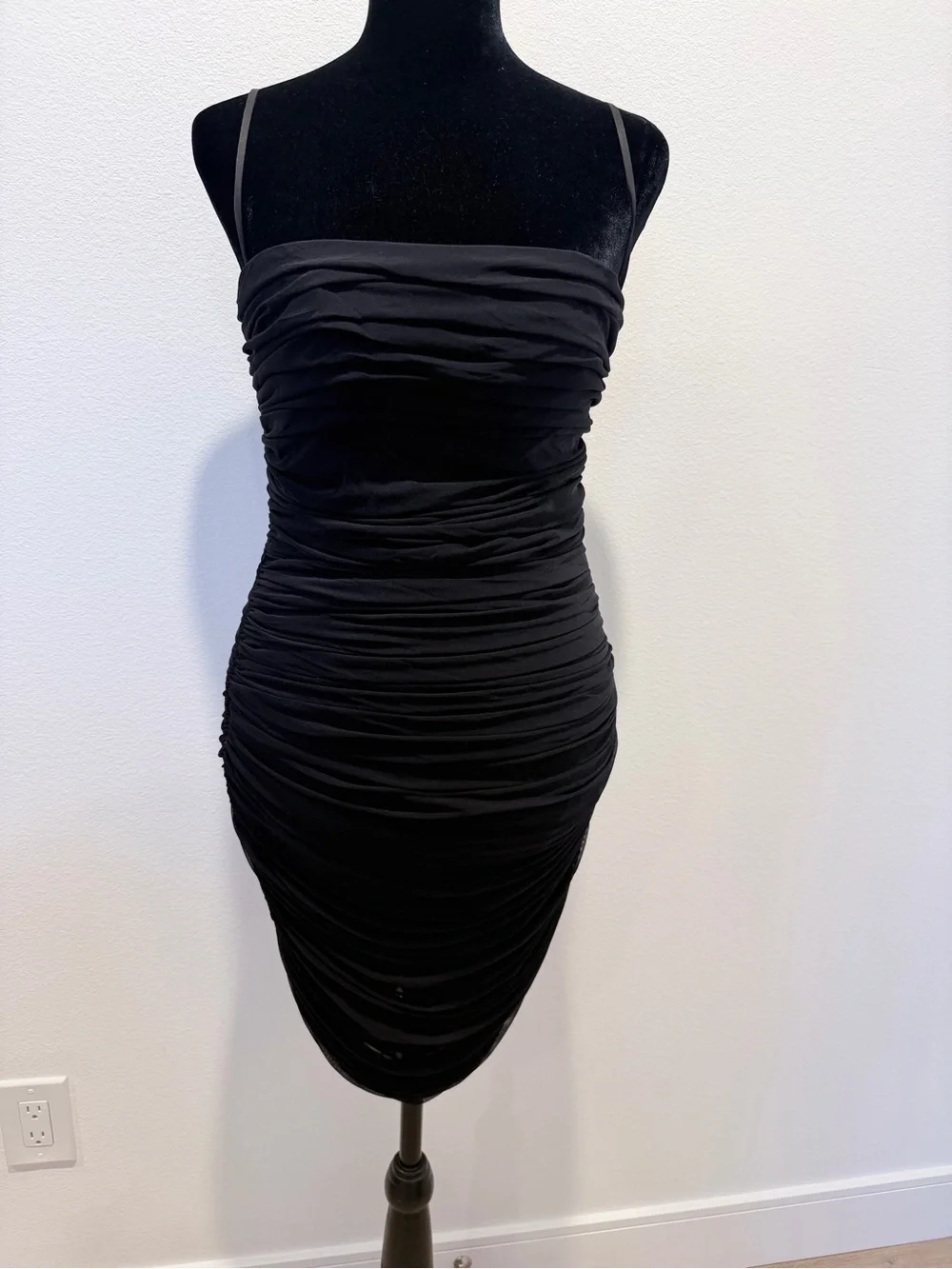 House of CB Black Ruched Strapless Bodycon Dress - Picture 4 of 8